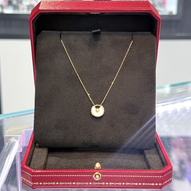 Pre-Owned Cartier Amulette de Cartier 18ct Yellow Gold Mother of Pearl &amp; Diamond Necklace