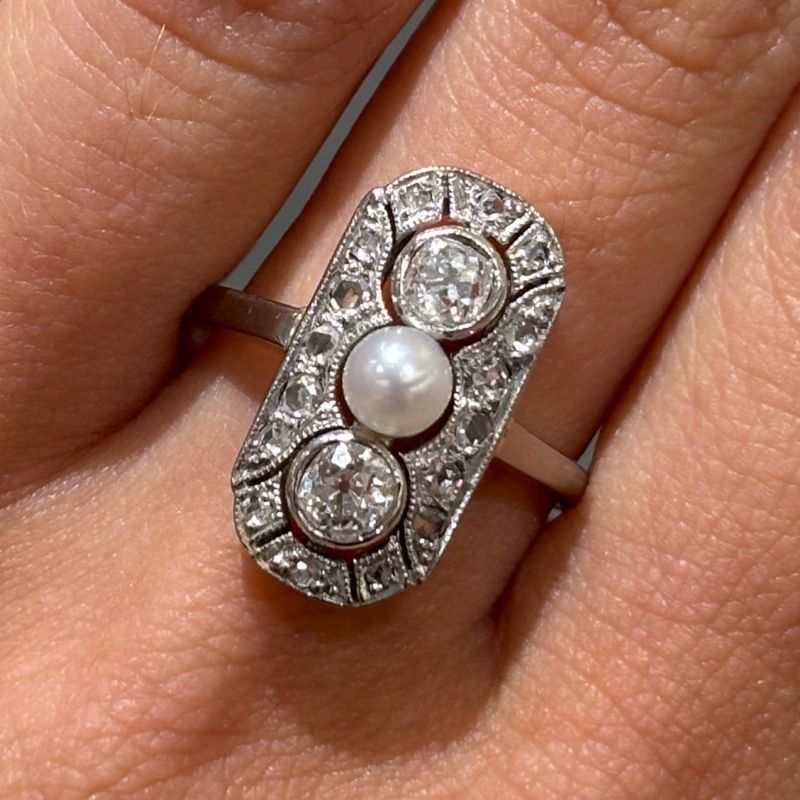 Pre-Owned 18ct White Gold Pearl &amp; Diamond Vintage Ring