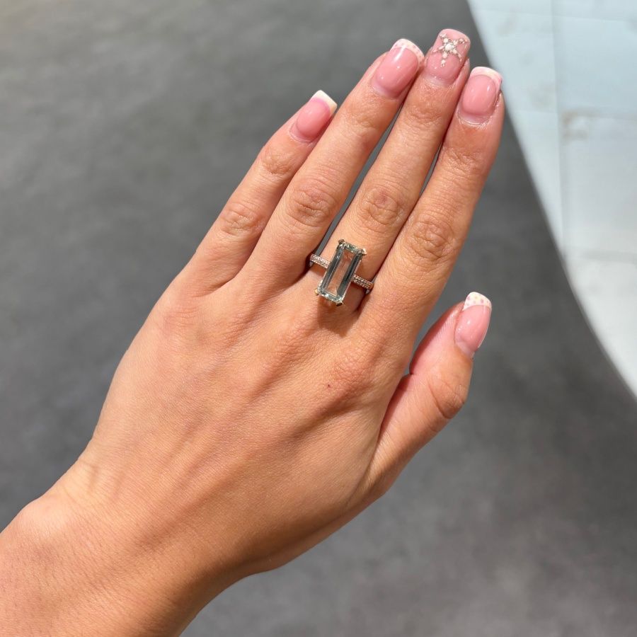 9ct Rose Gold 4.48ct Emerald Cut Green Amethyst &amp; 0.08ct Diamond Ring