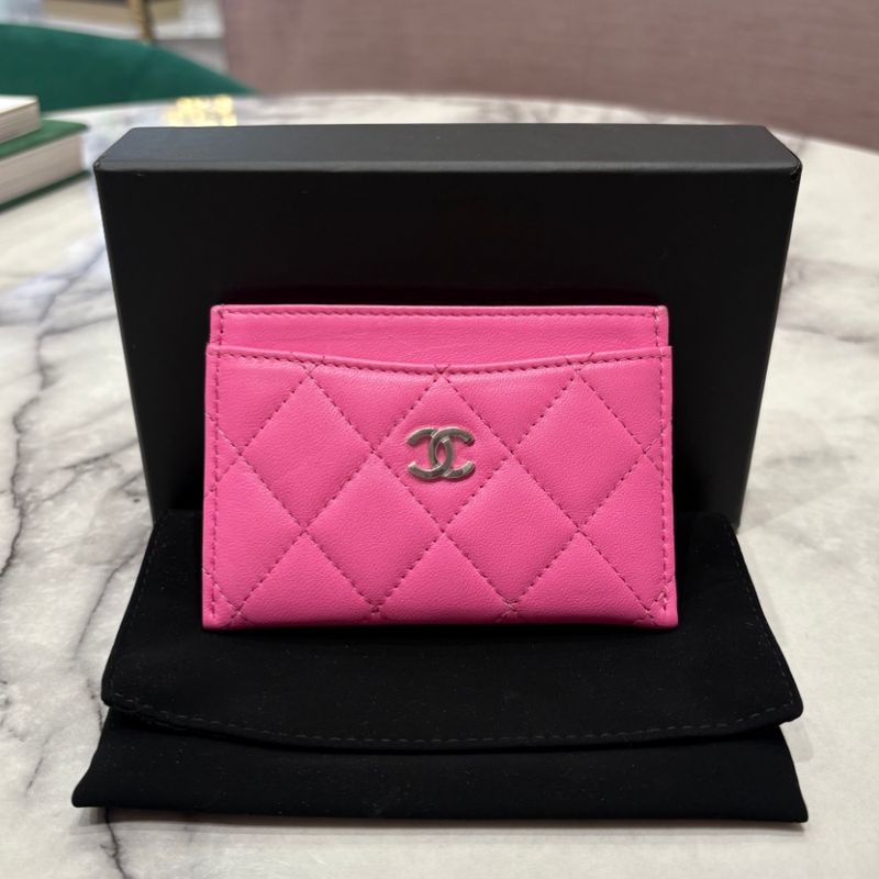 Pre-Owned Chanel Classic Hot Pink Lambskin Cardholder