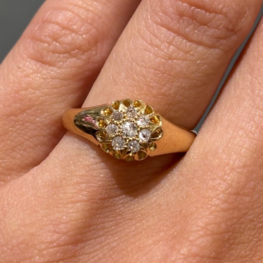Pre-Owned 18ct Yellow Gold Antique Victorian Old Mine Cut Diamond Cluster Ring