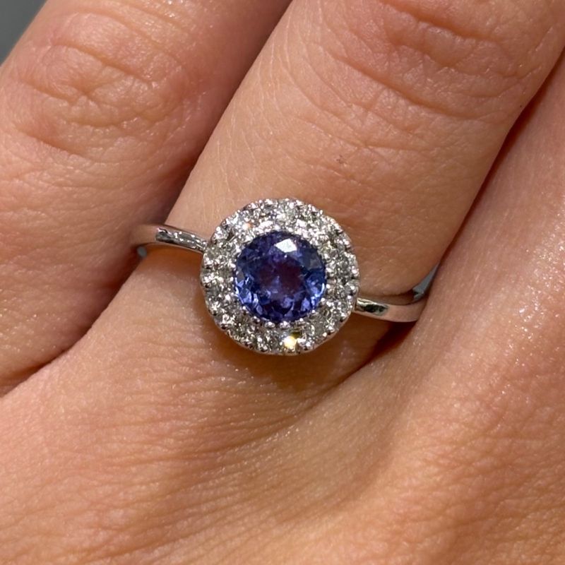 Pre-Owned 14ct White Gold 0.42ct Tanzanite &amp; 0.10ct Diamond Ring
