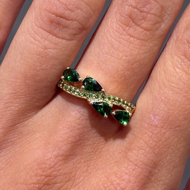 Pre-Owned 9ct Yellow Gold 0.77ct Green Garnet Ring