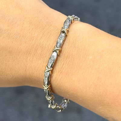 Pre-Owned 9ct White & Yellow Gold 0.56ct Diamond Tennis Bracelet Pre-Owned 9ct White & Yellow Gold 0.56ct Diamond Tennis Bracelet