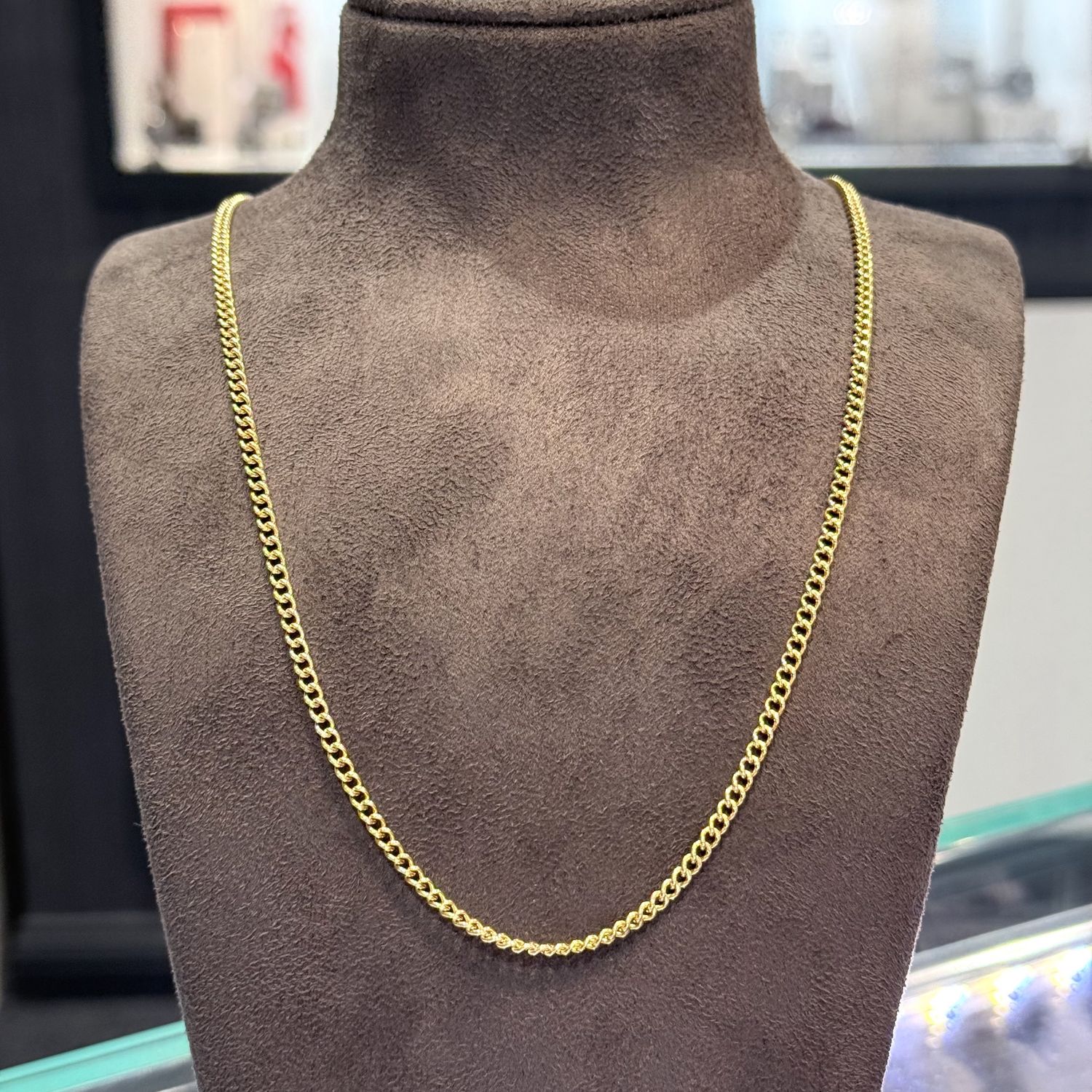 Pre-Owned 9ct Yellow Gold 26” Close Curb 13.5g