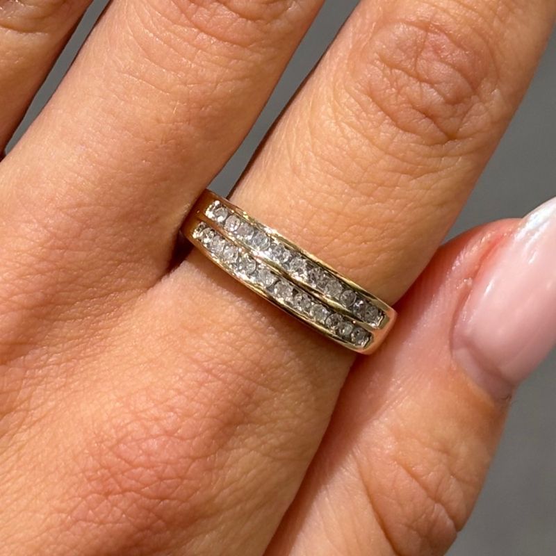 Pre-Owned 9ct Yellow Gold 0.25ct Diamond 2 Row Half Eternity Ring Pre-Owned 9ct Yellow Gold 0.25ct Diamond 2 Row Half Eternity Ring