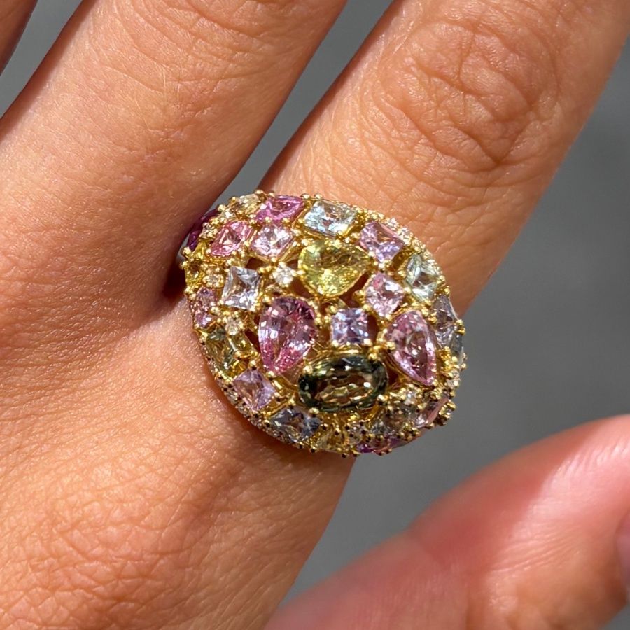 18ct Yellow Gold 5.40ct Multi-Sapphire &amp; 0.37ct Diamond Cluster Ring