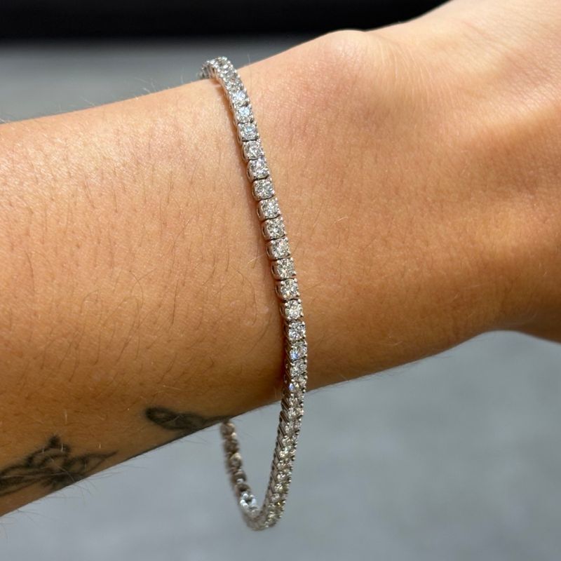 Pre-Owned 18ct White Gold 5.00ct Diamond Tennis Bracelet