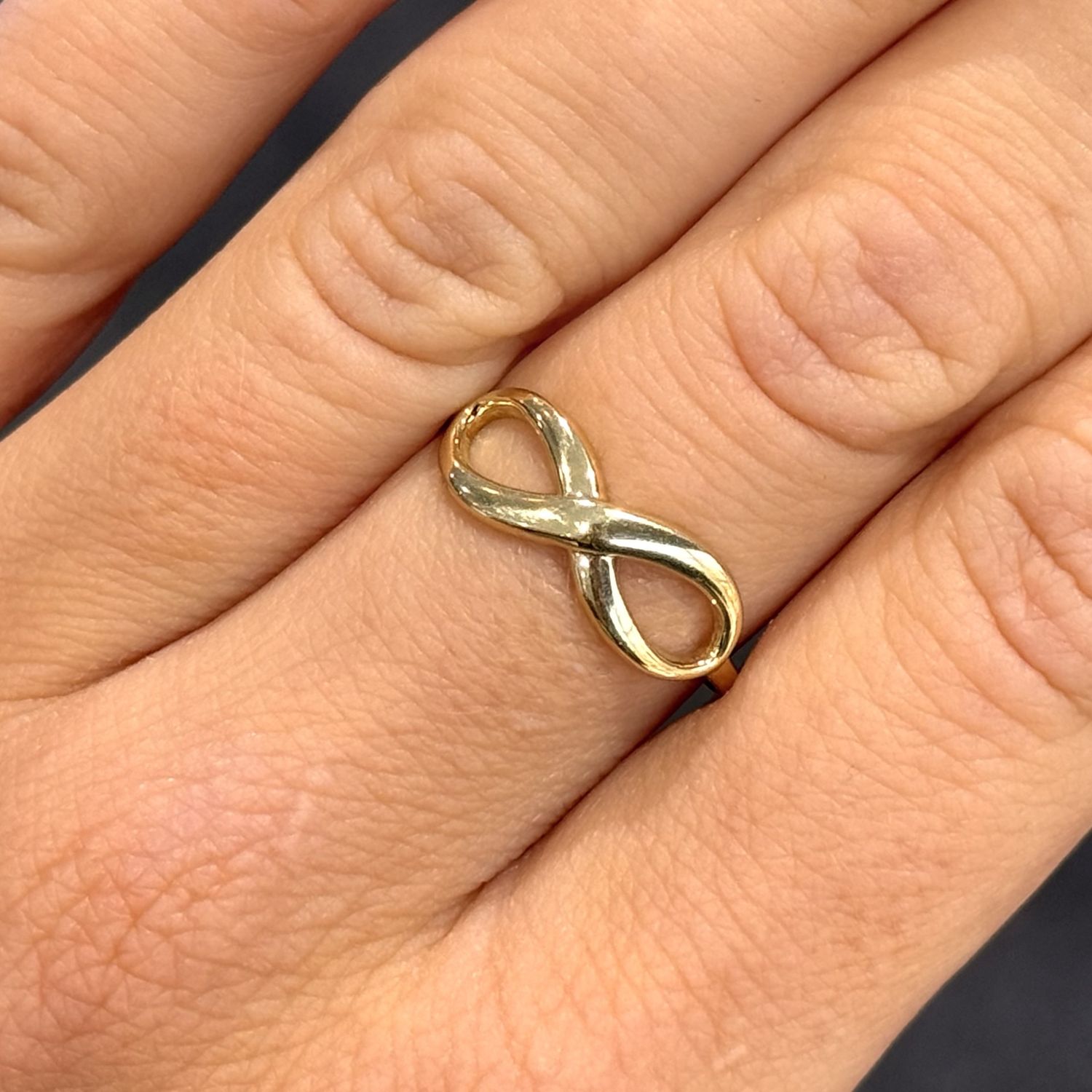Pre-Owned 9ct Yellow Gold Infinity Ring