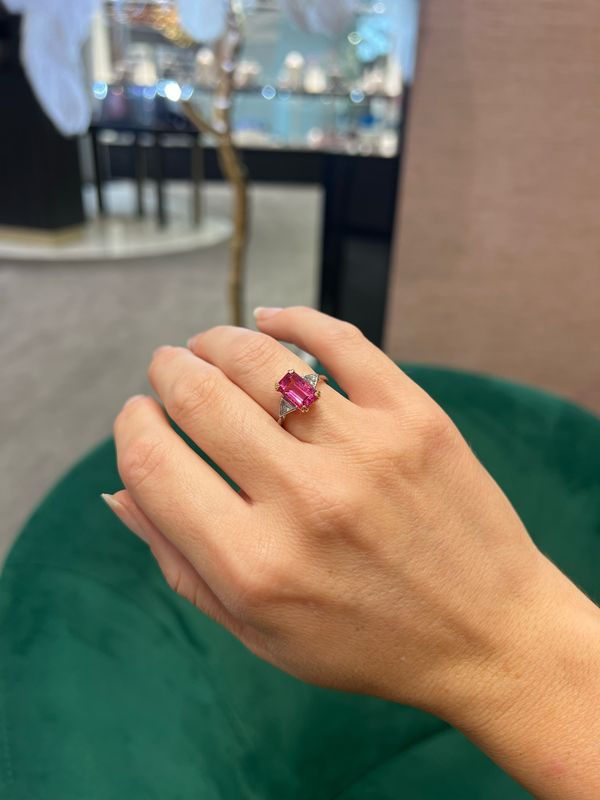 Platinum & 18ct Yellow Gold 2.76ct Pink Tourmaline & 0.30ct Diamond Three Stone Ring Platinum & 18ct Yellow Gold 2.76ct Pink Tourmaline & 0.30ct Diamond Three Stone Ring