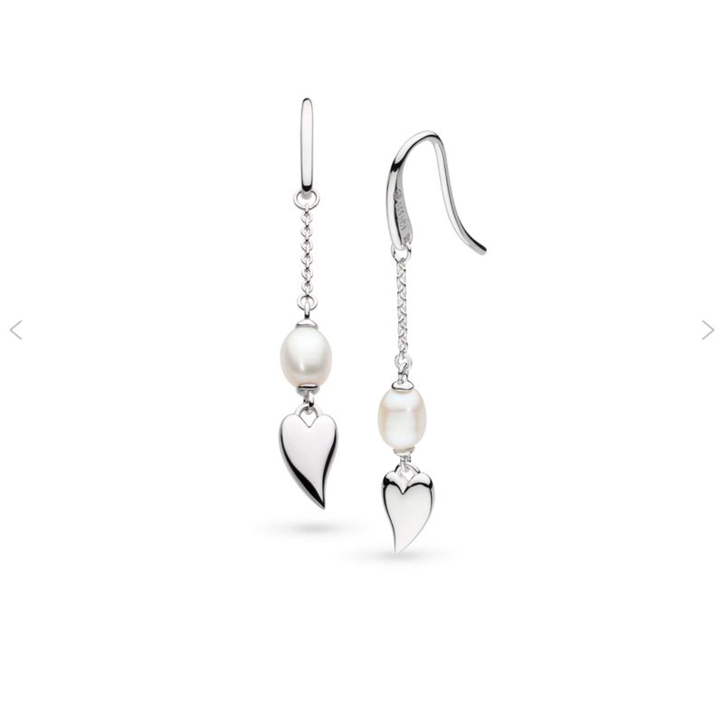 Desire Kiss Pearl Drop Chain Earrings