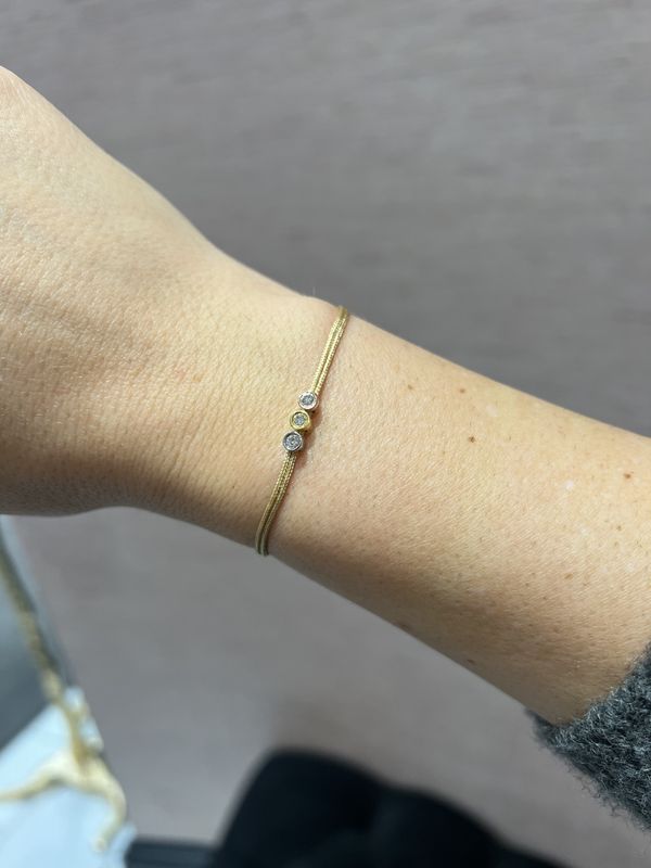 Love Lab Triple 0.05ct Round Brilliant Cut Lab-Grown Diamond Nylon Cord Bracelet - Gold Love Lab Triple 0.05ct Round Brilliant Cut Lab-Grown Diamond Nylon Cord Bracelet - Gold