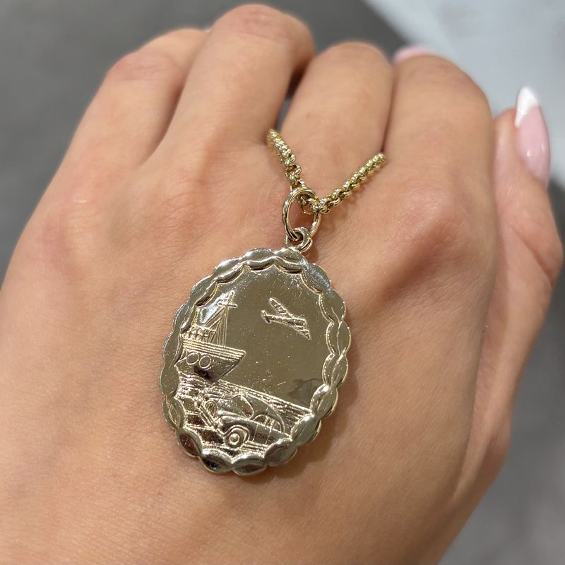 Pre-Owned 9ct Yellow Gold Oval St Christopher Pendant