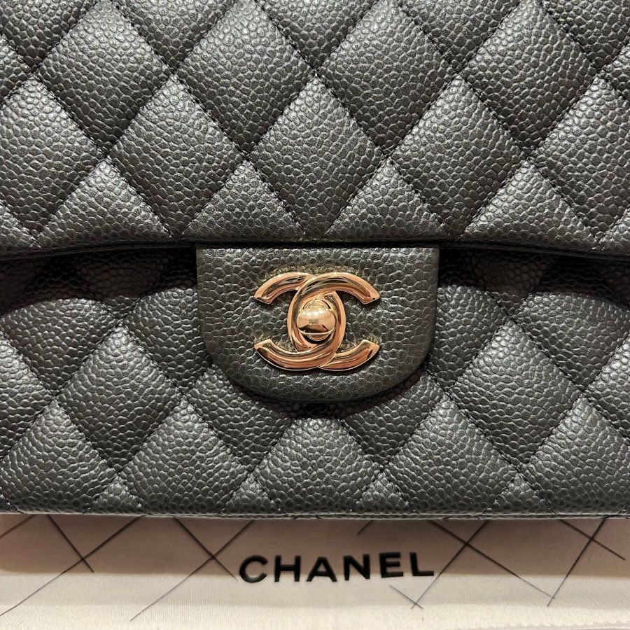 Pre-Owned Chanel Classic Small Double Flap 18S Pearly Dark Grey Caviar with Champagne Gold Hardware