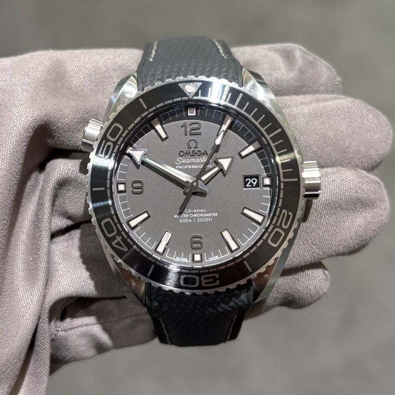 Pre-Owned Omega Seamaster Planet Ocean 600m 21532442101002 Pre-Owned Omega Seamaster Planet Ocean 600m 21532442101002