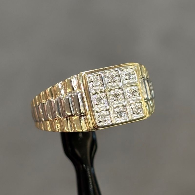 Pre-Owned 9ct Yellow Gold President Diamond Gents Ring