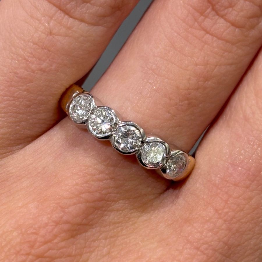 Pre-Owned 18ct Yellow Gold 0.75ct 5 Stone Diamond ET