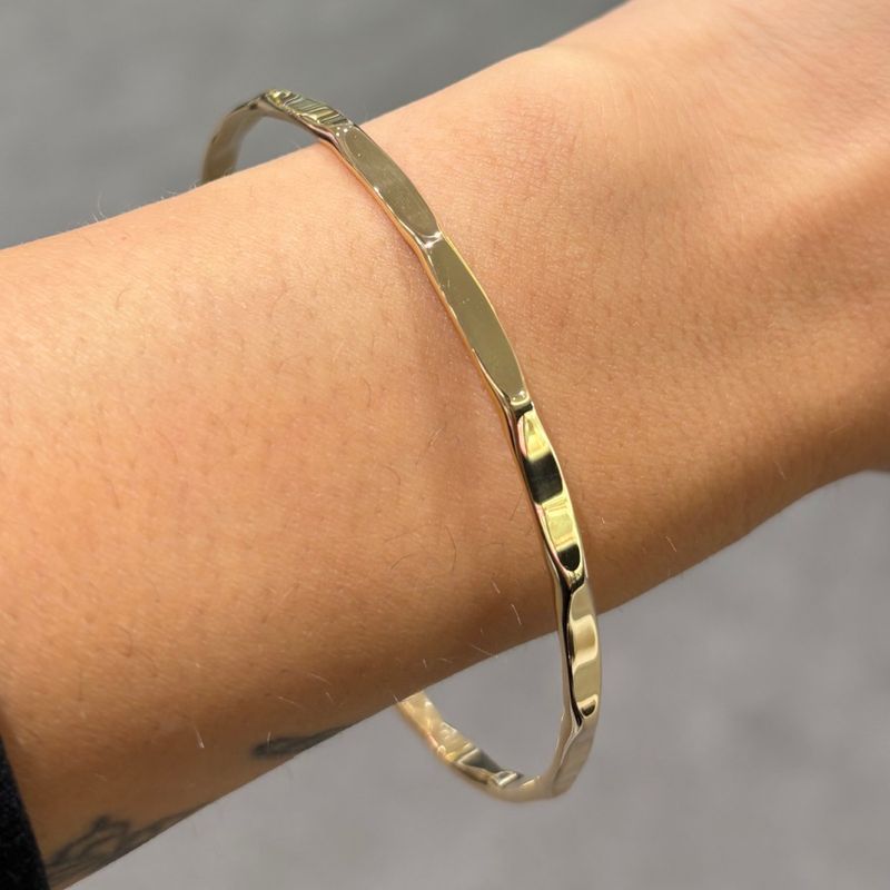 Pre-Owned 9ct Yellow Gold Solid Flat Edge Slave Bangle