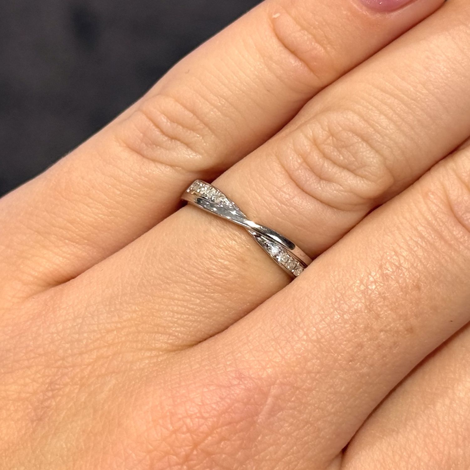 Pre-Owned 9ct White Gold 0.05ct Diamond Cross Over Band