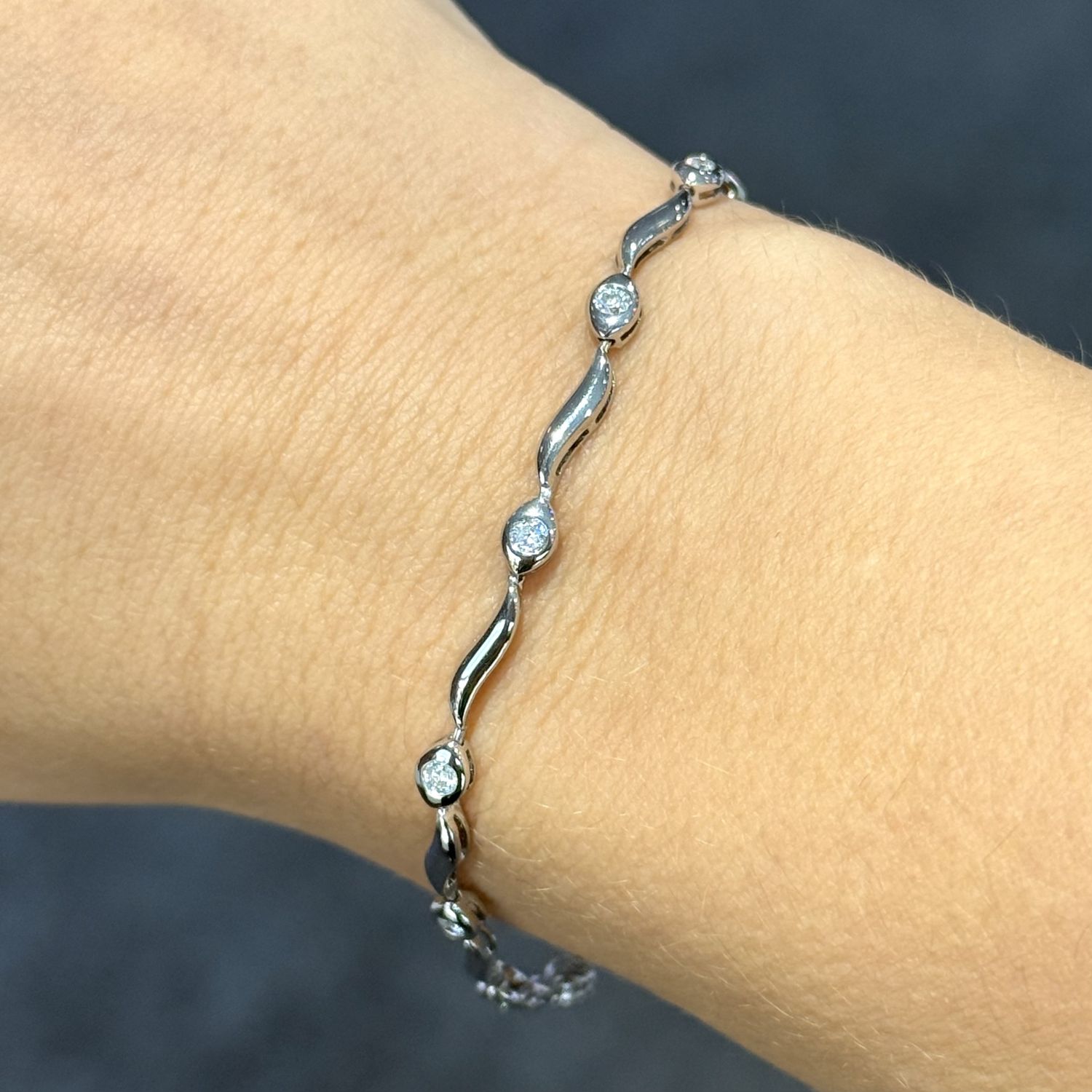 Pre-Owned 18ct White Gold 0.33ct Diamond Bracelet