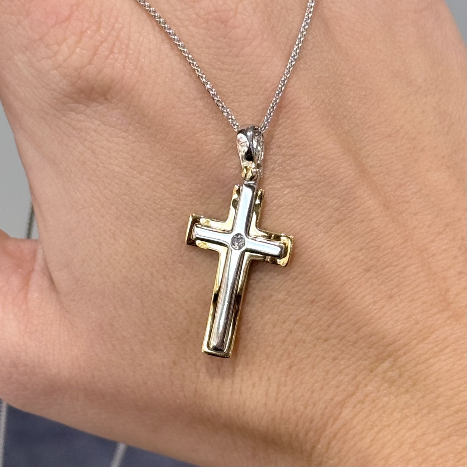 Pre-Owned 18ct Yellow & White Gold Diamond Set Cross Pre-Owned 18ct Yellow & White Gold Diamond Set Cross