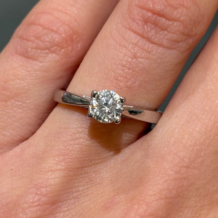Pre-Owned 18ct White Gold 0.54ct Diamond Solitaire Ring Pre-Owned 18ct White Gold 0.54ct Diamond Solitaire Ring
