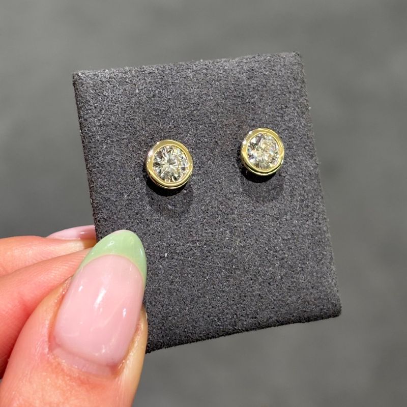 9ct Yellow Gold 1.40ct Lab Grown Diamond Rubover Set Stud Earrings