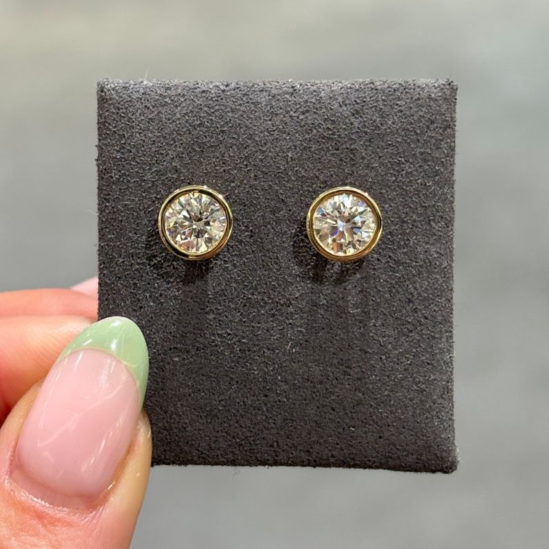 9ct Yellow Gold 2.10ct Lab Grown Diamond Rubover Set Stud Earrings