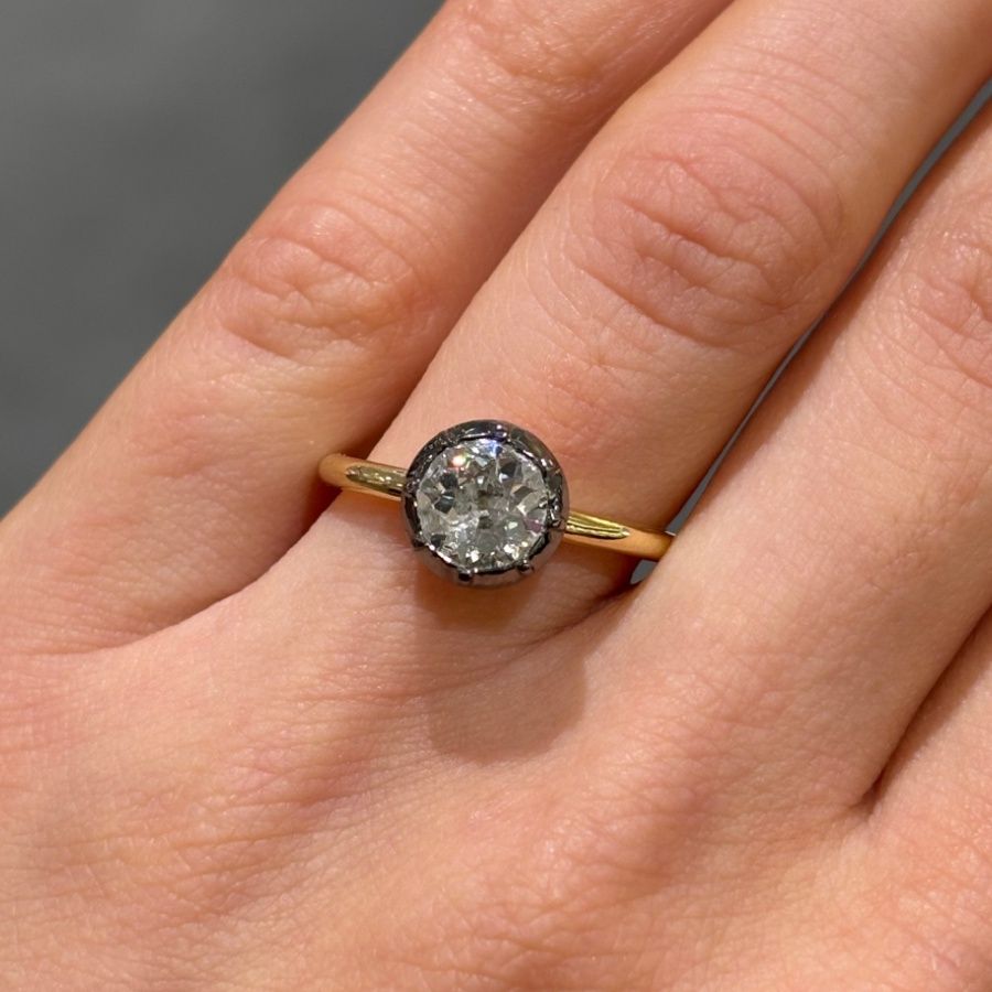 18ct Yellow Gold 0.92ct Old European Cut Vintage Button Solitaire Ring