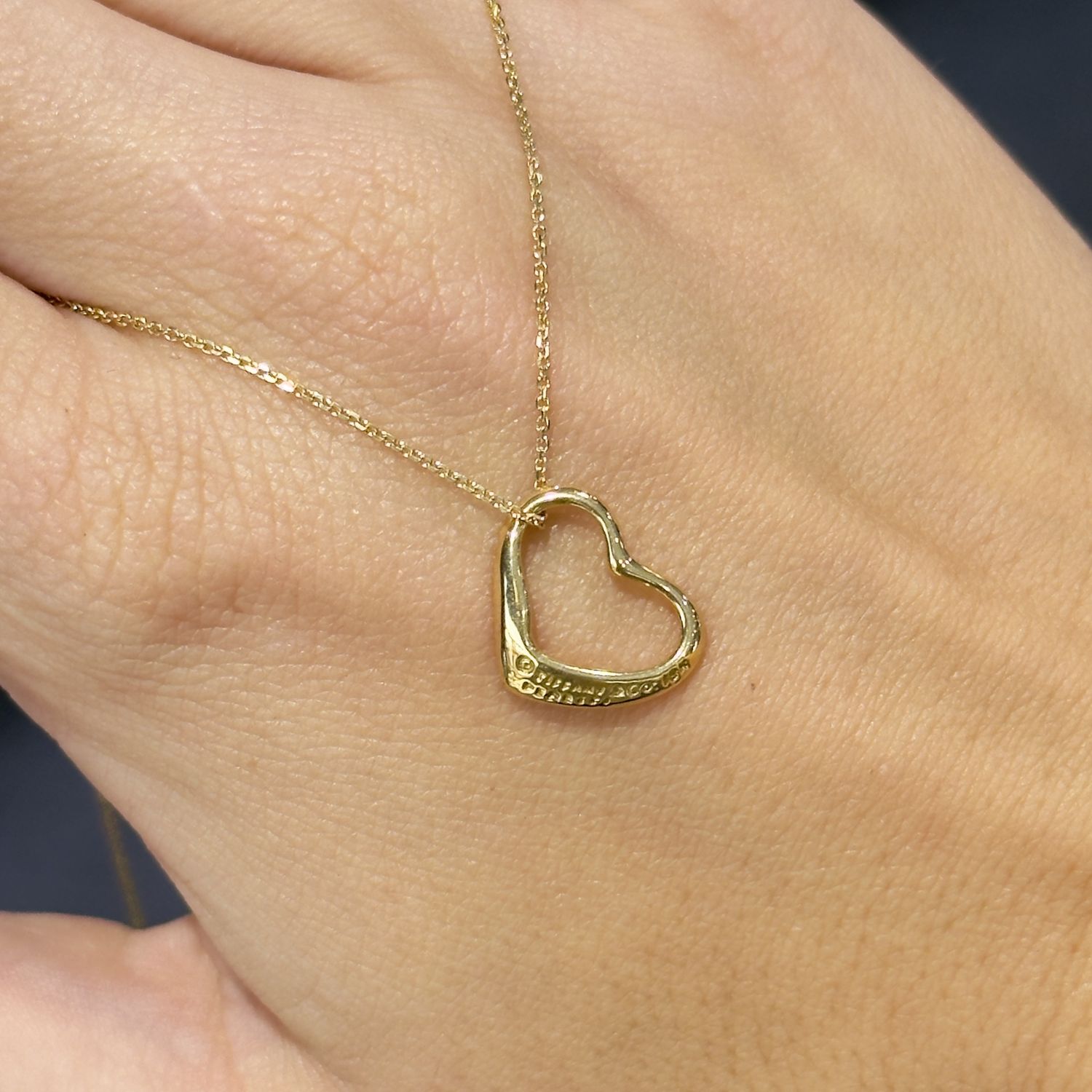 Pre-Owned Tiffany &amp; Co 18ct Gold Open Heart Pendant &amp; Chain