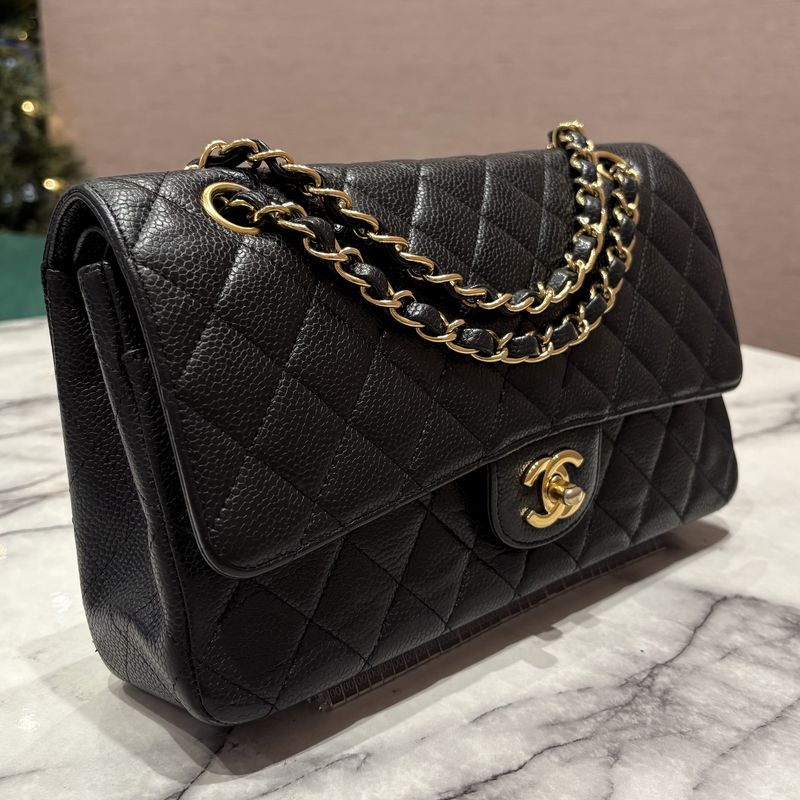 Pre-Owned Chanel Medium Classic Double Flap Bag in Black Caviar Leather &amp; Gold-Tone Hardware