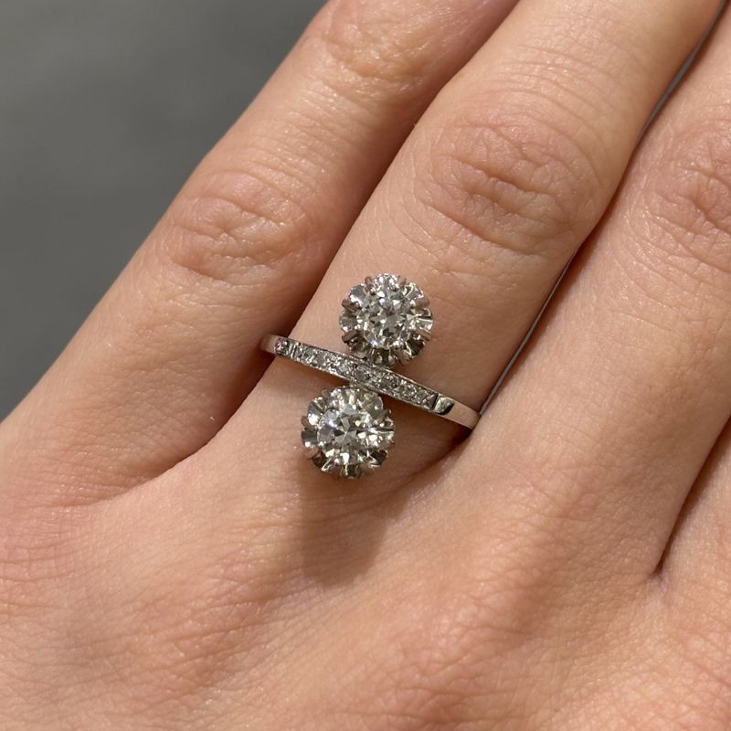 Pre-Owned Art Deco Platinum 0.50ct Diamond 2 Stone Ring