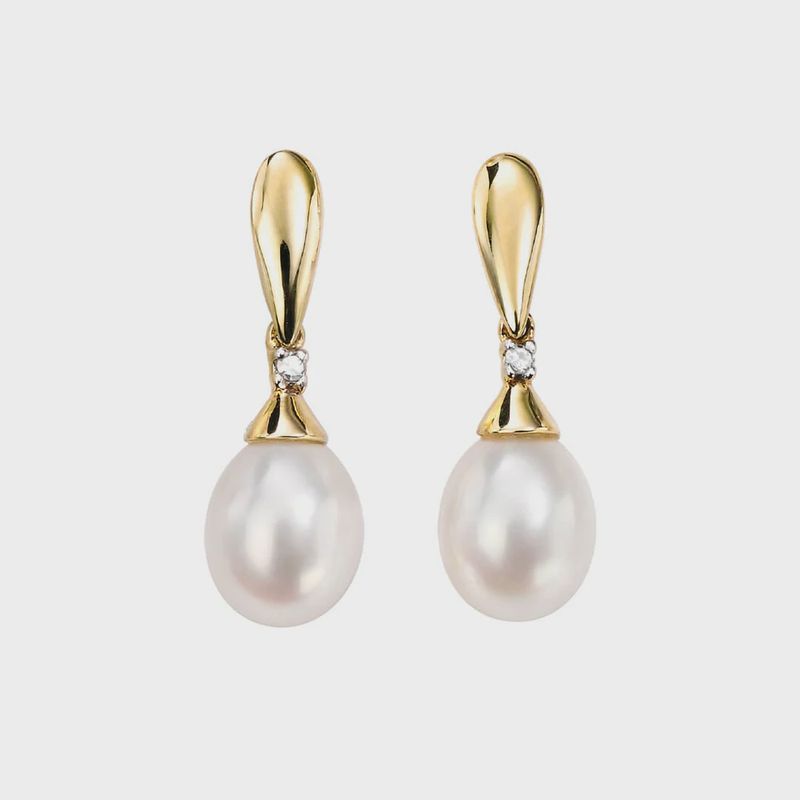 9ct Yellow Gold Freshwater Pearl and Diamond Drop Earrings