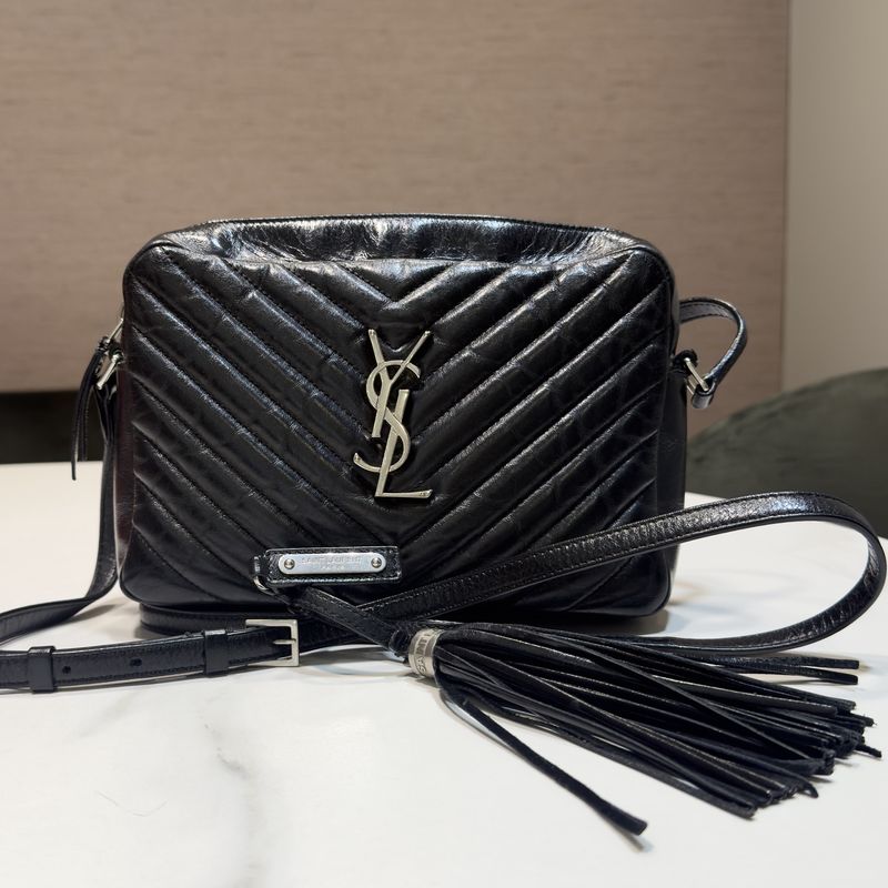 Pre-Owned Saint Laurent Lou Cracked Shiny Calfskin Matelasse Tassel Monogram Camera Bag