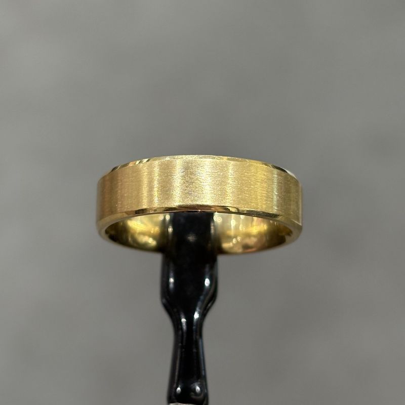 Pre-Owned 18ct Yellow Gold 6mm Brushed Finish Wedding Band