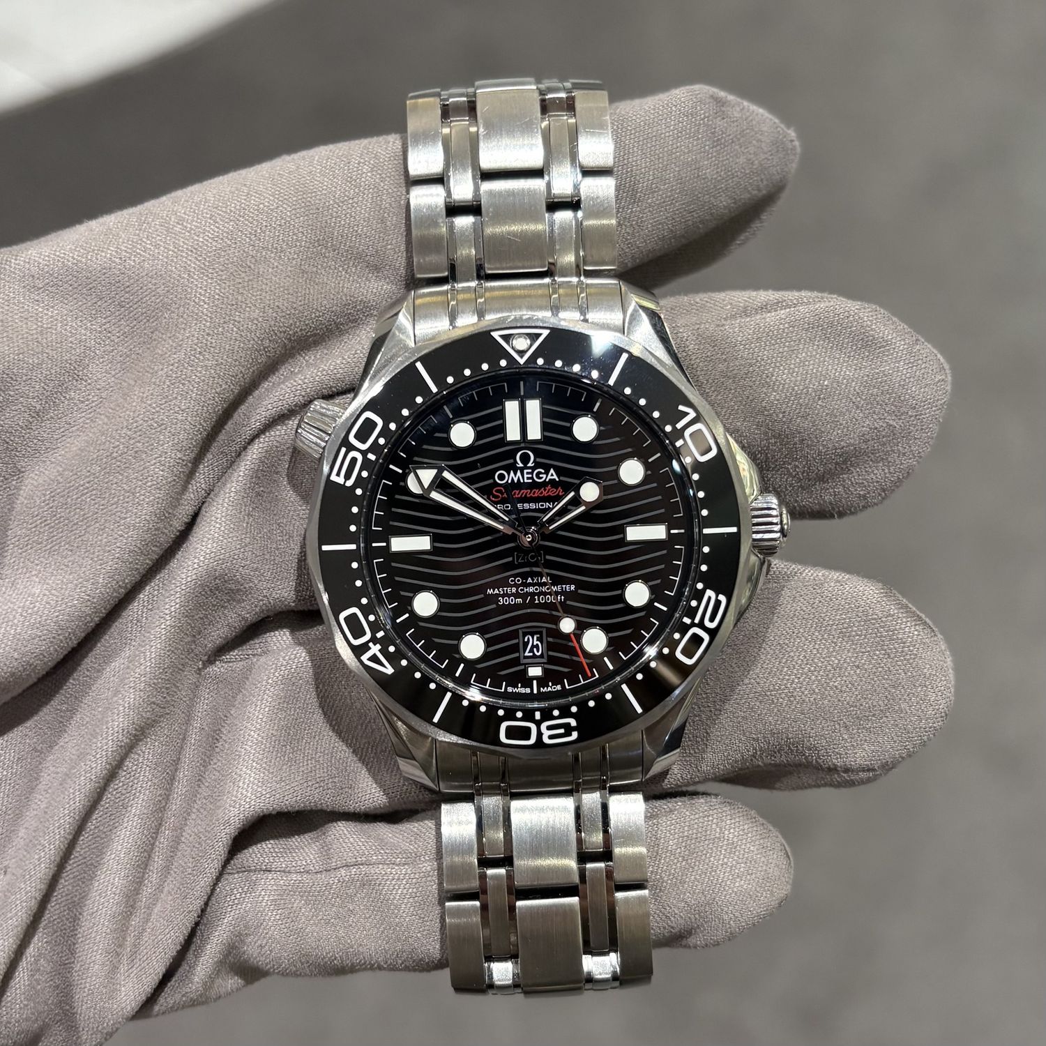 Pre-Owned Omega Seamaster Diver 300m Automatic Gents Watch 21030422001001