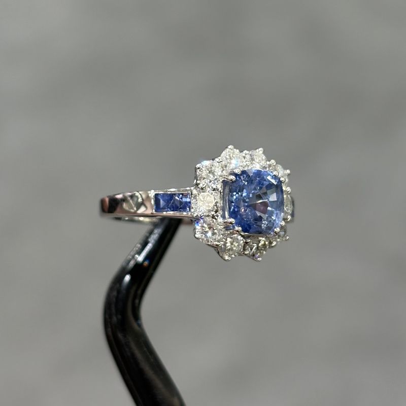 Pre-Owned 18ct White Gold 2.25ct Sapphire &amp; 1.00ct Diamond Ring