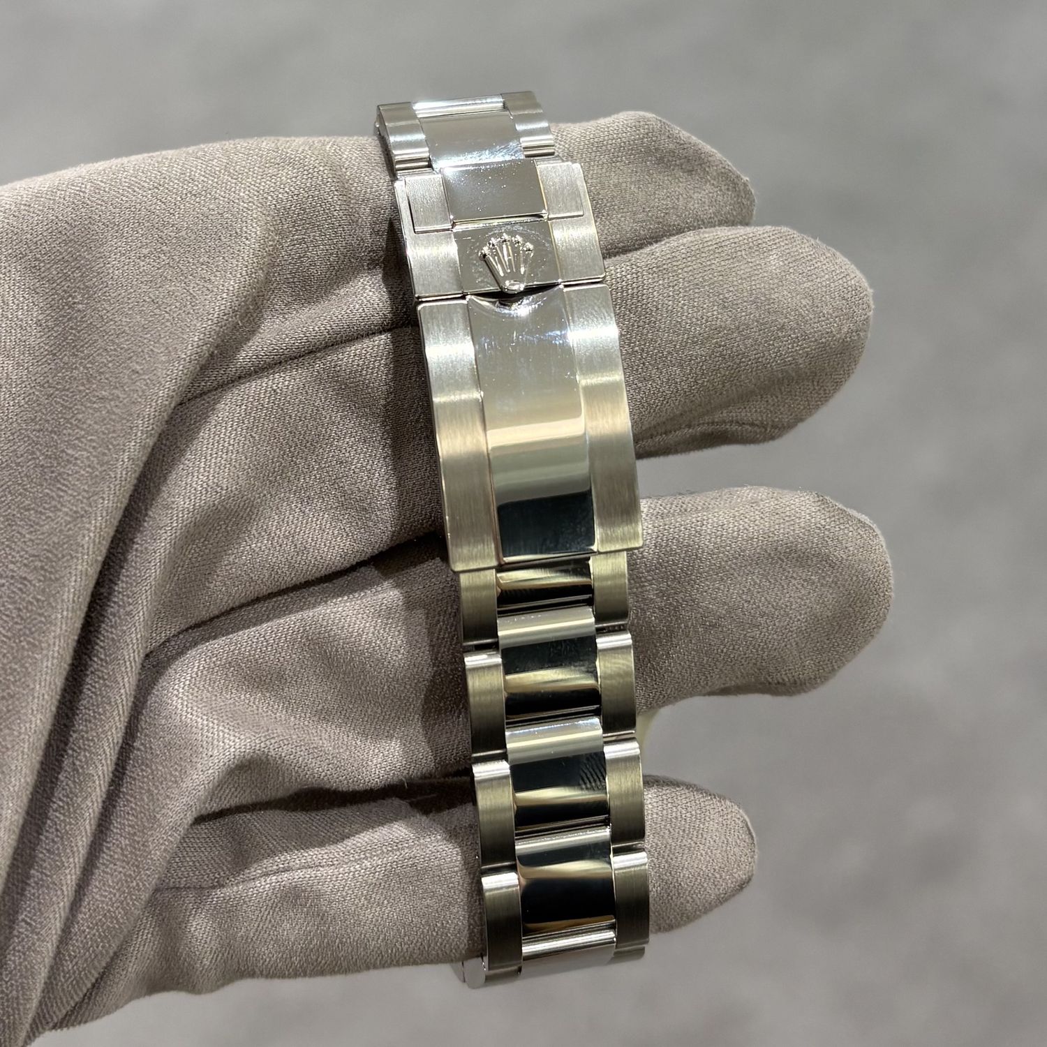 Pre-Owned Rolex GMT Master II 'Pepsi' Automatic Gents Watch 126710BLRO Pre-Owned Rolex GMT Master II 'Pepsi' Automatic Gents Watch 126710BLRO