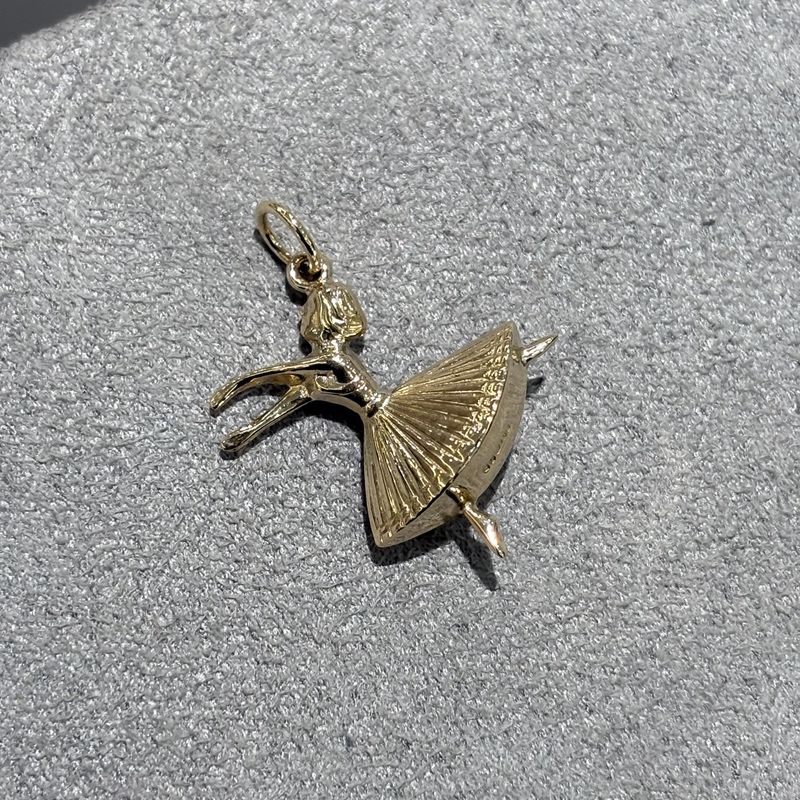 Pre-Owned 9ct Yellow Gold Lady Dancer Charm