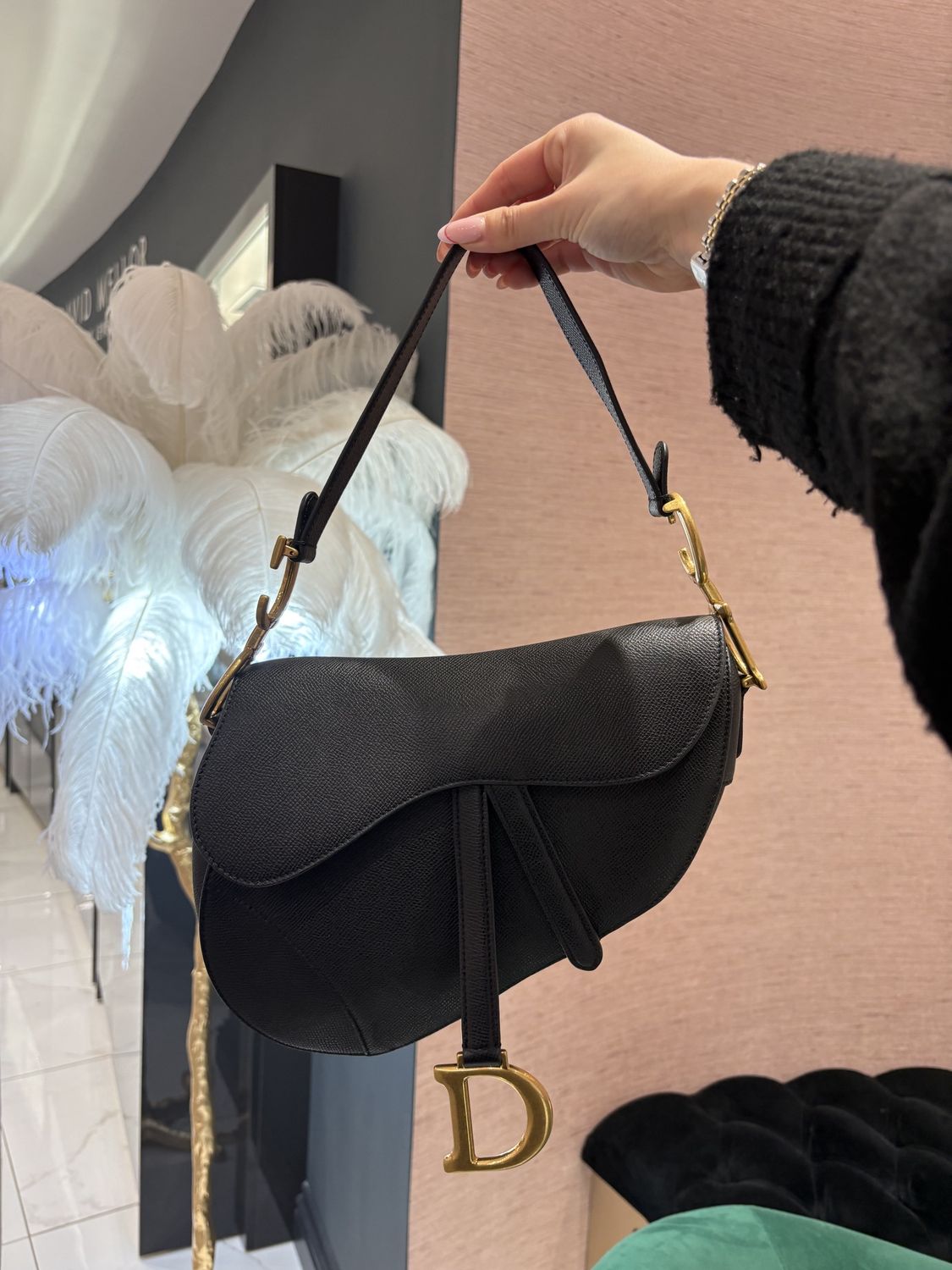 Pre-Owned Christian Dior Saddle Bag in Black Calfskin &amp; Gold-Tone Hardware