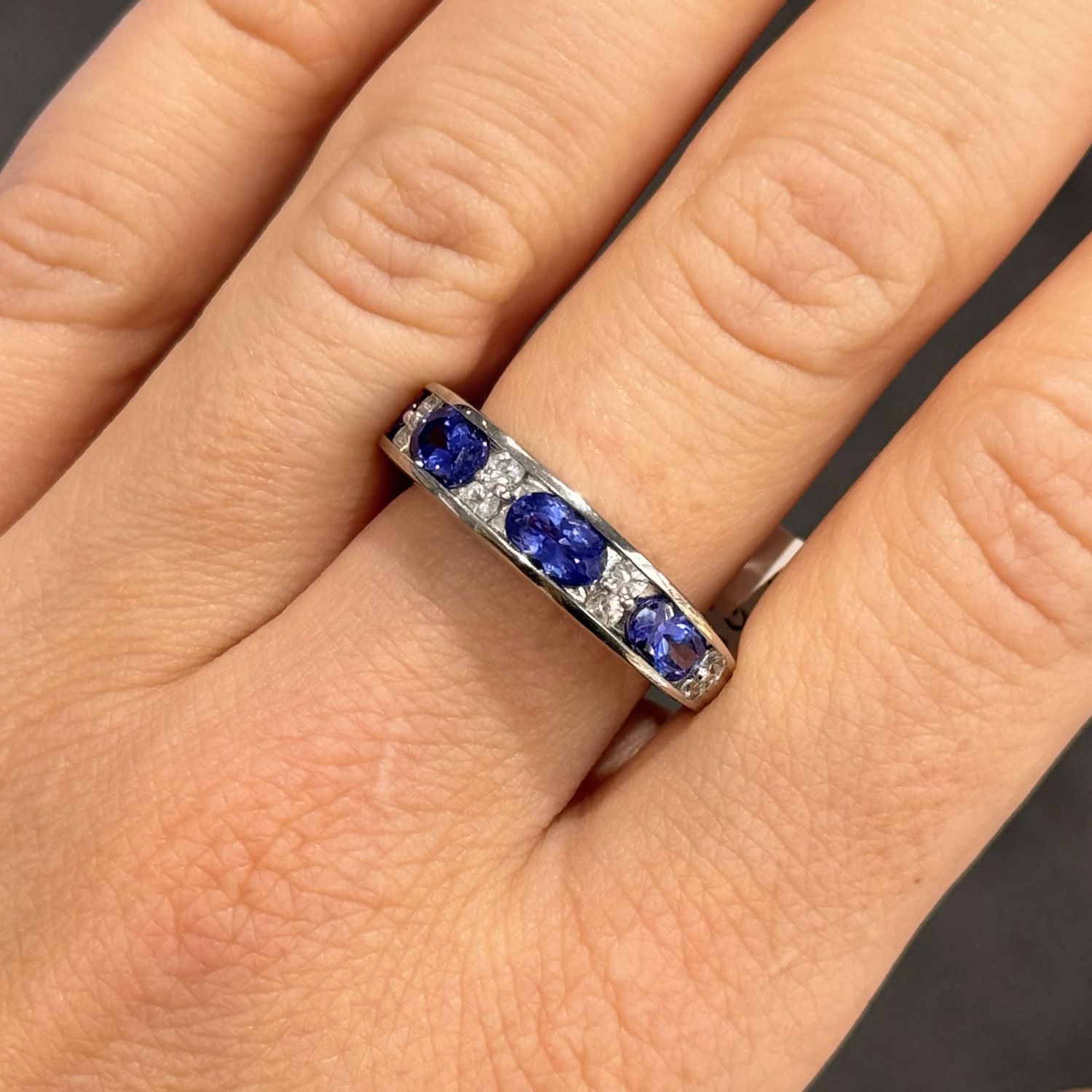Pre-Owned 9ct White Gold 1.80ct Tanzanite & White Sapphire Ring Pre-Owned 9ct White Gold 1.80ct Tanzanite & White Sapphire Ring