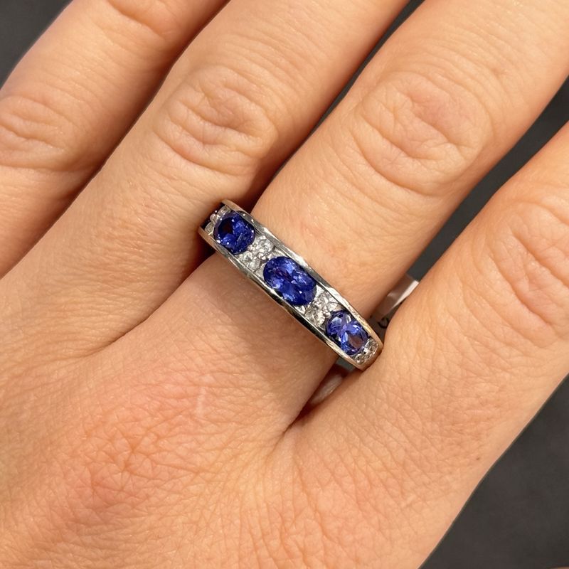 Pre-Owned 9ct White Gold 1.80ct Tanzanite & White Sapphire Ring Pre-Owned 9ct White Gold 1.80ct Tanzanite & White Sapphire Ring