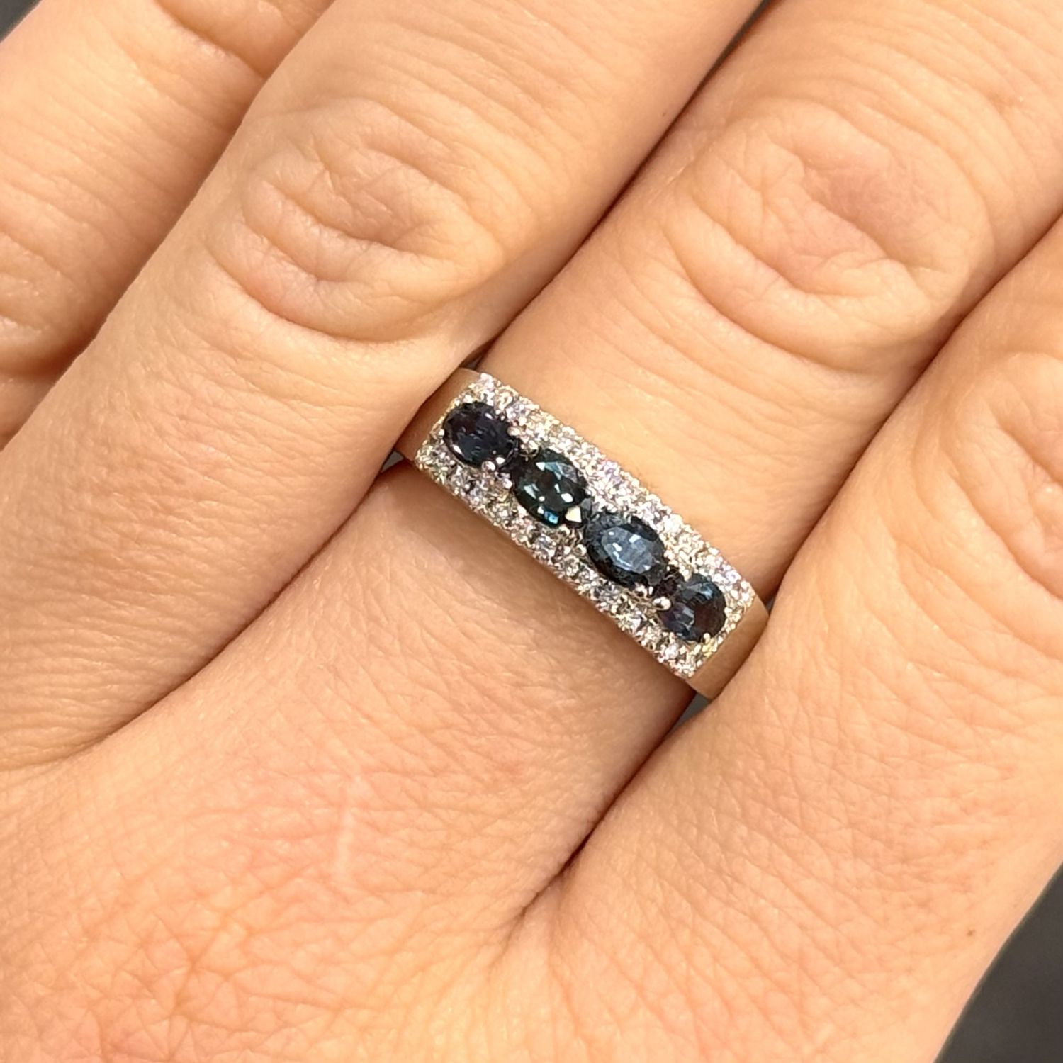 Pre-Owned 18ct White Gold 1.15ct Synthetic Alexandrite & 0.15ct Diamond Ring Pre-Owned 18ct White Gold 1.15ct Synthetic Alexandrite & 0.15ct Diamond Ring