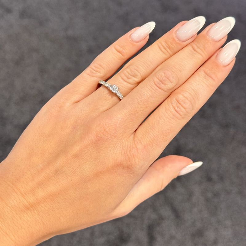 Pre-Owned Platinum 0.40ct Diamond Solitaire Ring