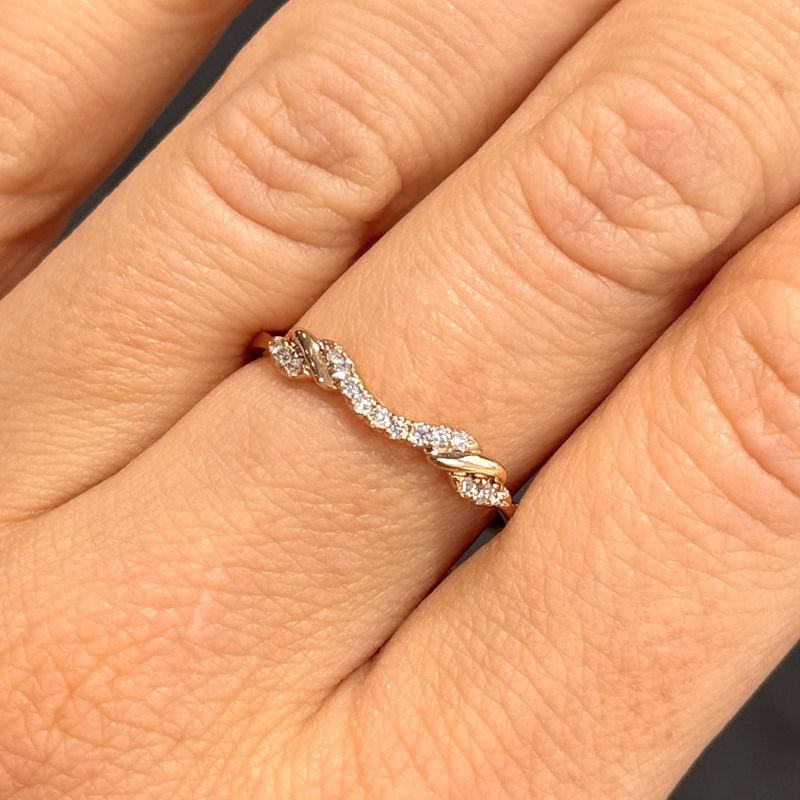 Pre-Owned 9ct Rose Gold 0.15ct Diamond Shaped Band Ring Pre-Owned 9ct Rose Gold 0.15ct Diamond Shaped Band Ring