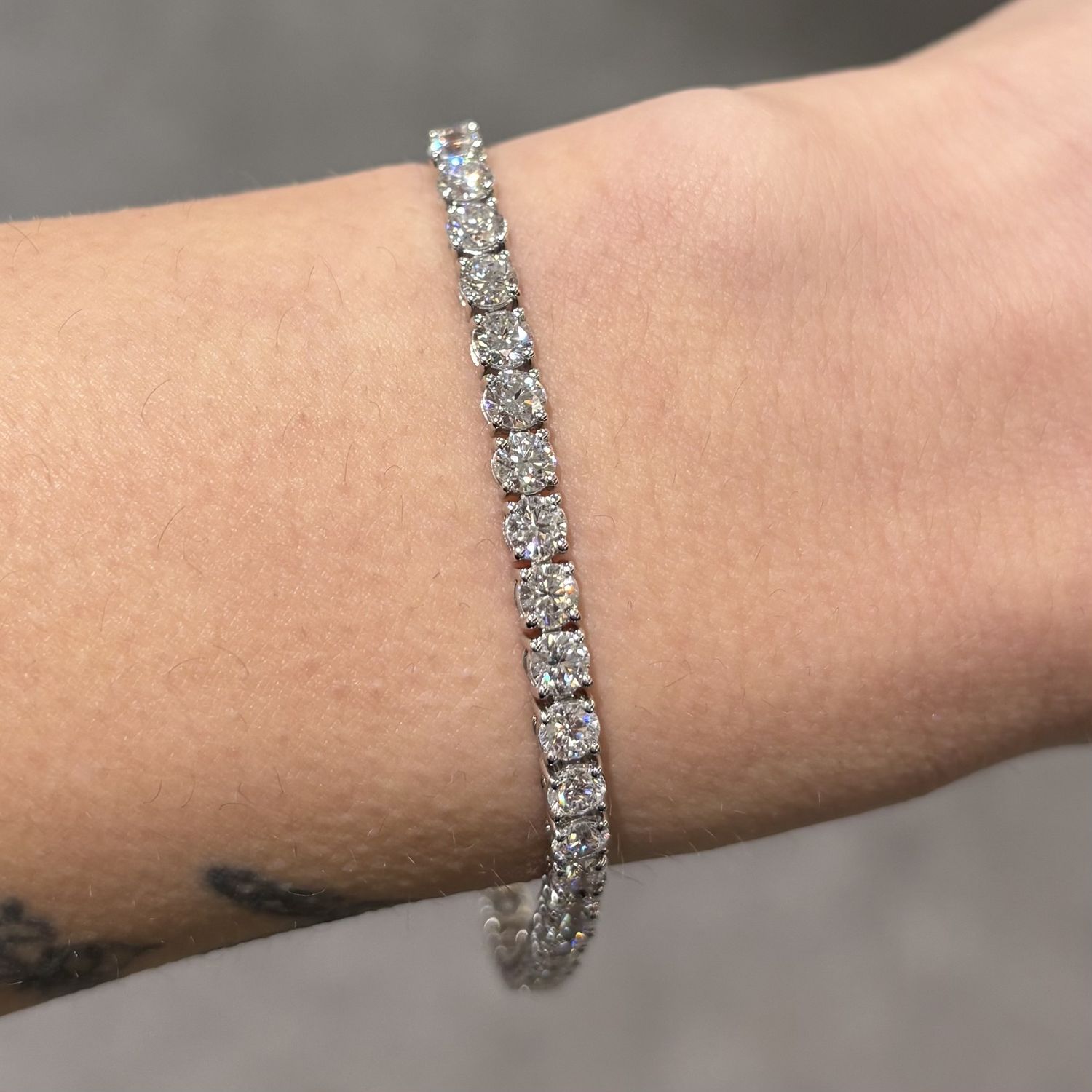 Platinum 9.00ct D VVS Round Brilliant Lab Grown Diamond Tennis Bracelet