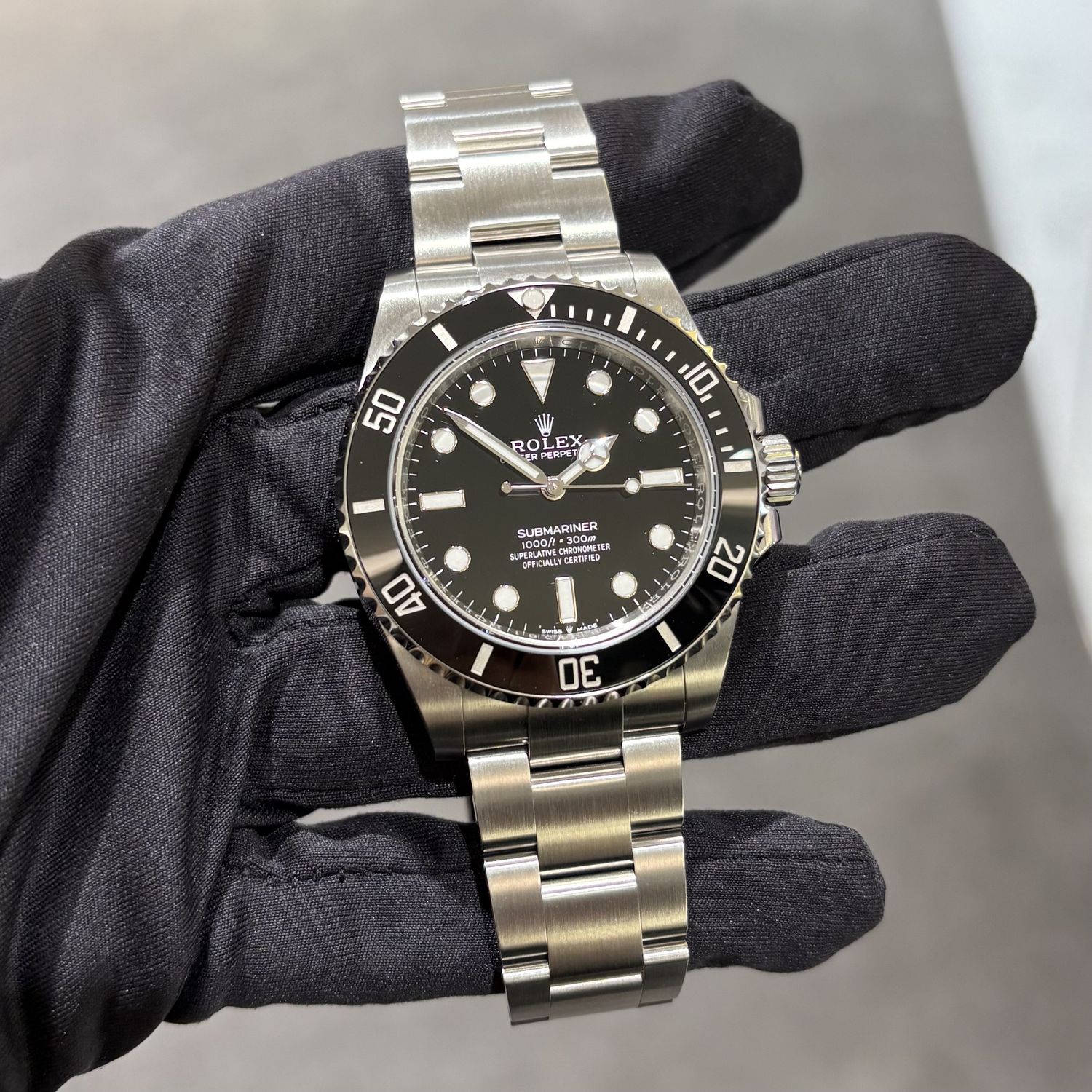 Pre-Owned Rolex Non-Date Submariner 2026 124060