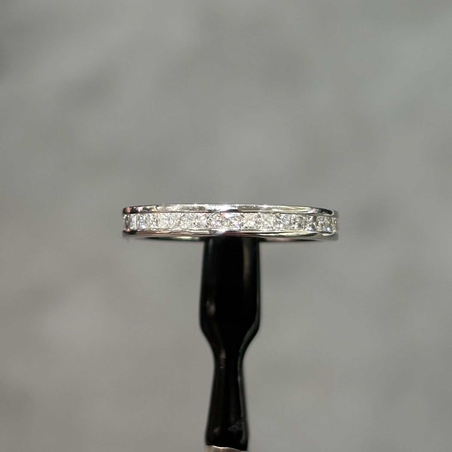 Pre-Owned 18ct White Gold 1.00ct Princess Cut Full Eternity Ring