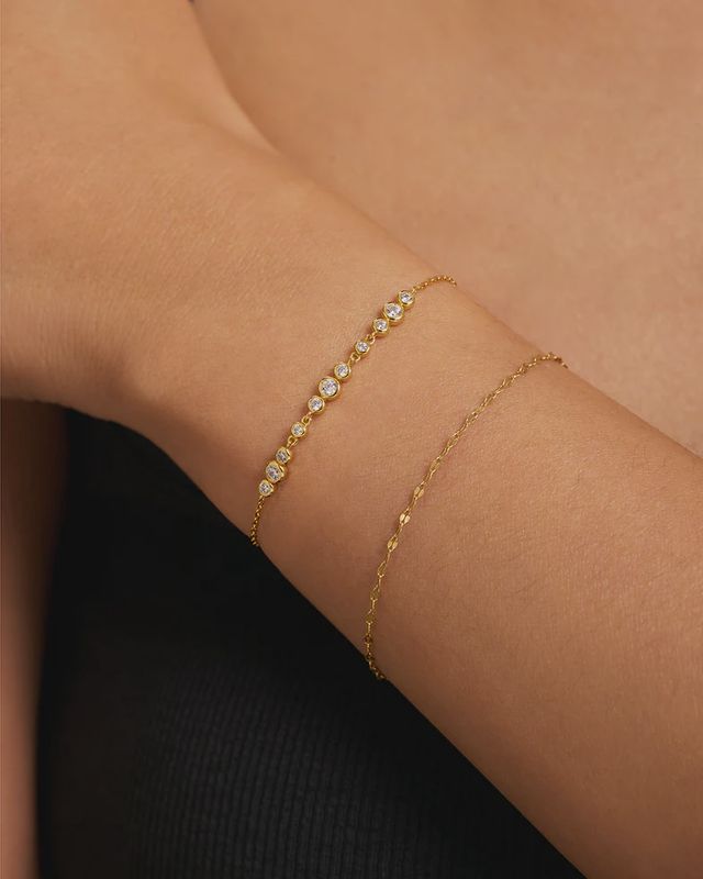 Graduated Bezel-Set Trios Bracelet