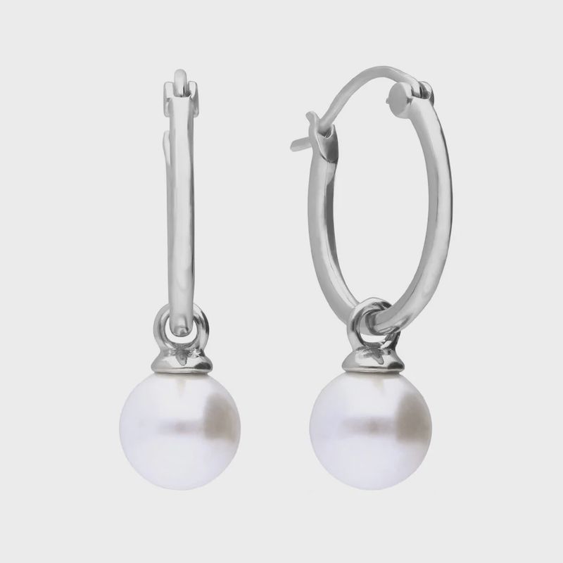 Silver Assembled Hoop Earrings with Shell Pearl Silver Assembled Hoop Earrings with Shell Pearl